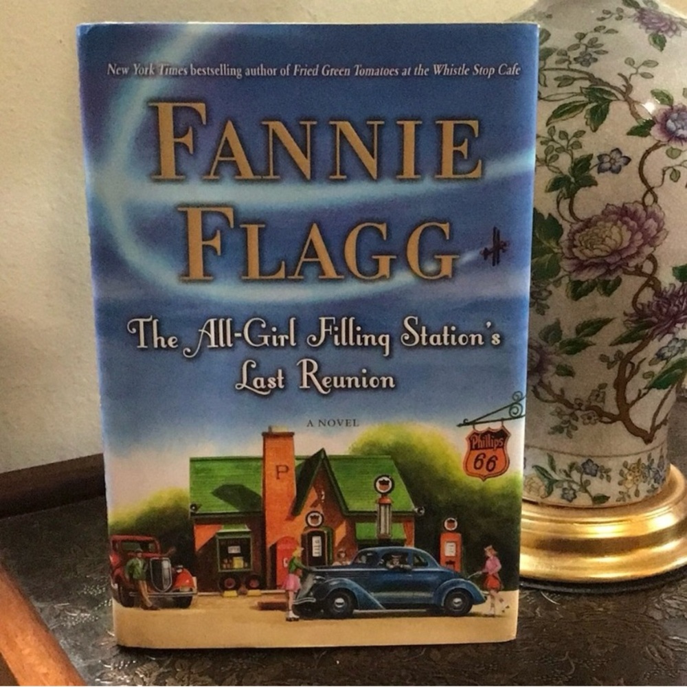 Complete Elmwood Springs Series: Books 1-6, Fannie Flagg - Picture 6 of 7